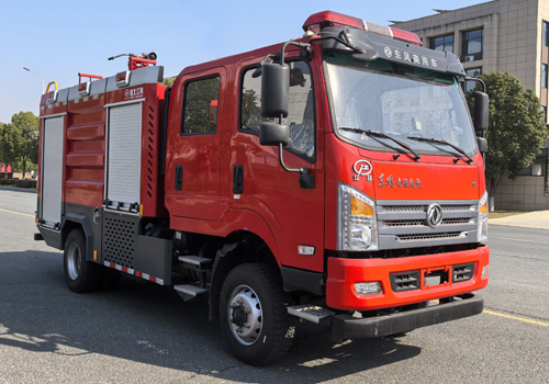東風4噸四驅越野水罐消防車
